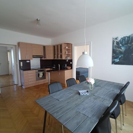Vila Malvazinky Praga Exterior foto